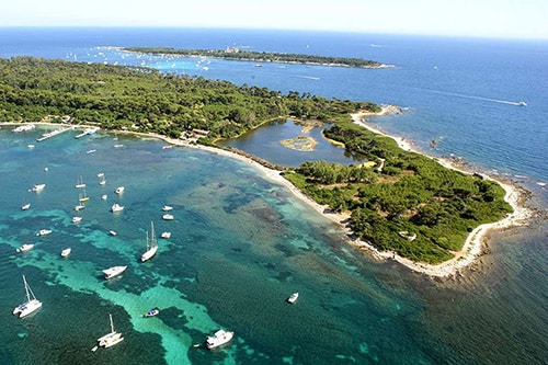 Traversée de la baie de Cannes en direction de l’archipel des îles de Lérins
