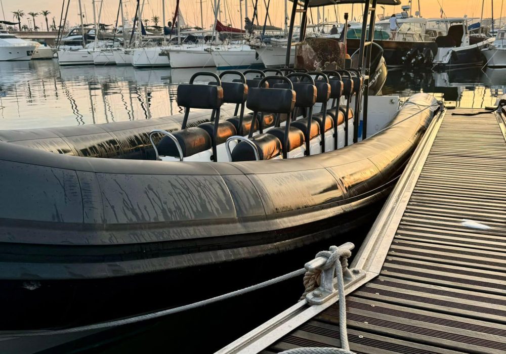 Excursion en bateau avec arrêt dans une calanque de l’Esterel depuis Saint-Raphaël